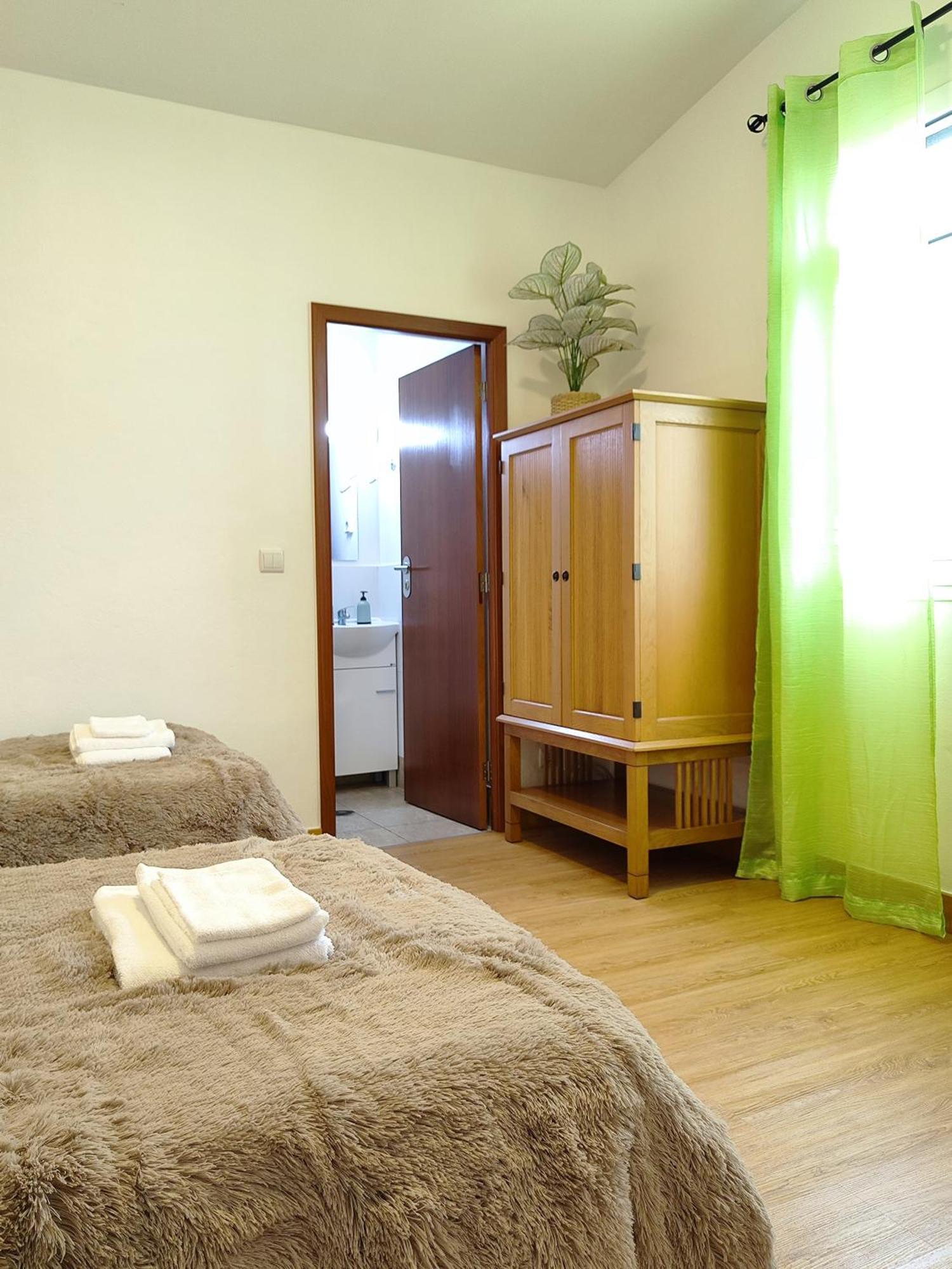 Villa Gateone Al Airport View House Machico  Esterno foto