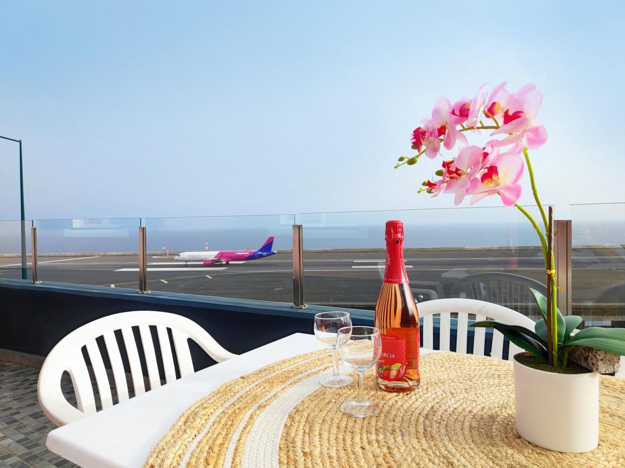 Villa Gateone Al Airport View House Machico  Esterno foto